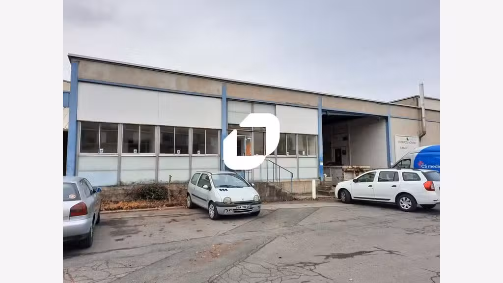 À proximité du centre commercial Villebon 2, et de