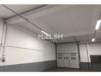 Location Locaux d'activités - Entrepôts à Villefontaine