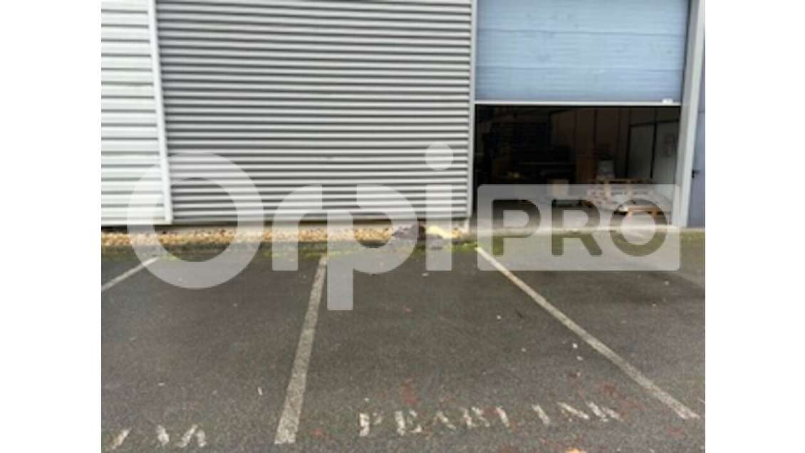 Local d'activité à louer à Villefranche sur Saône