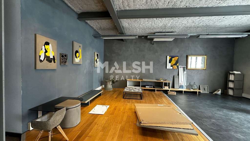 Loue local d'activités 870m² à Villefranche/Saône