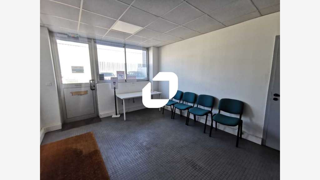 A louer Local d'activité 795m² Villejuif