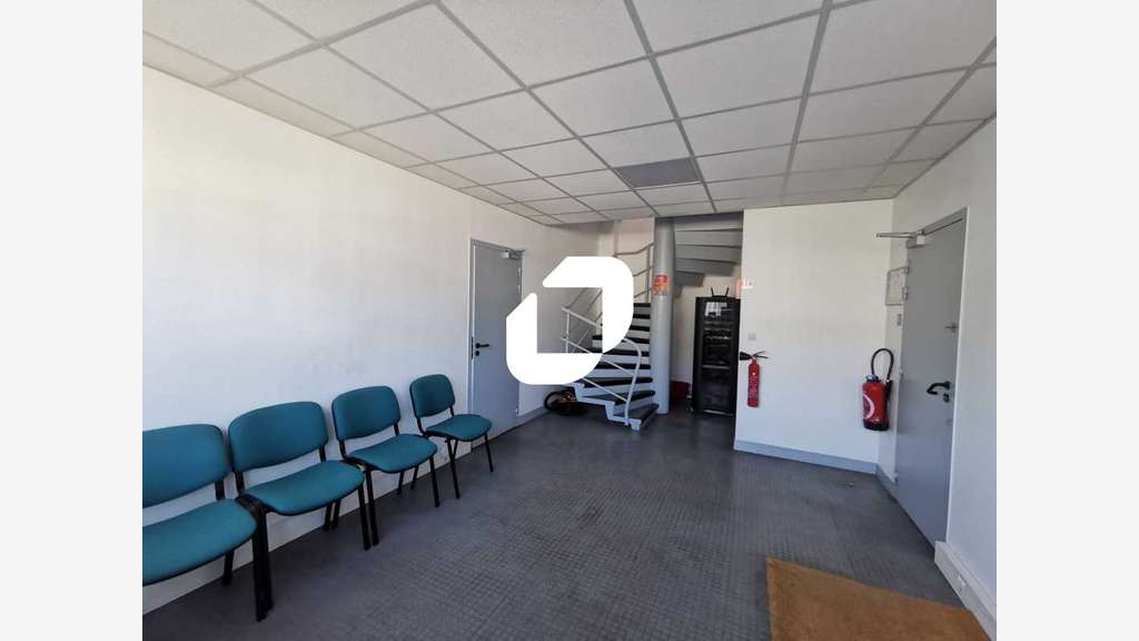 A louer Local d'activité 795m² Villejuif