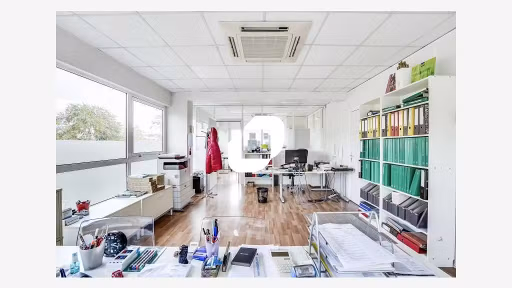 A louer Local d'activité 852m² Villejuif