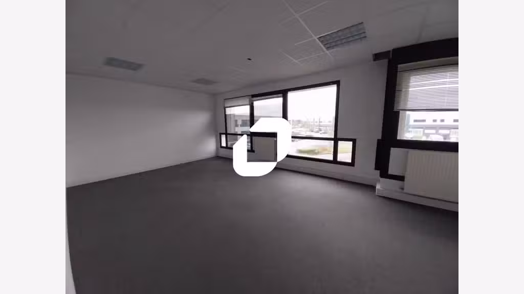 A louer Local d'activité 1235m² Villejust