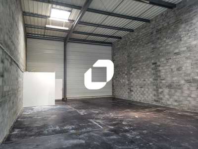 Location Locaux d'activités - Entrepôts à Villenave-d'Ornon