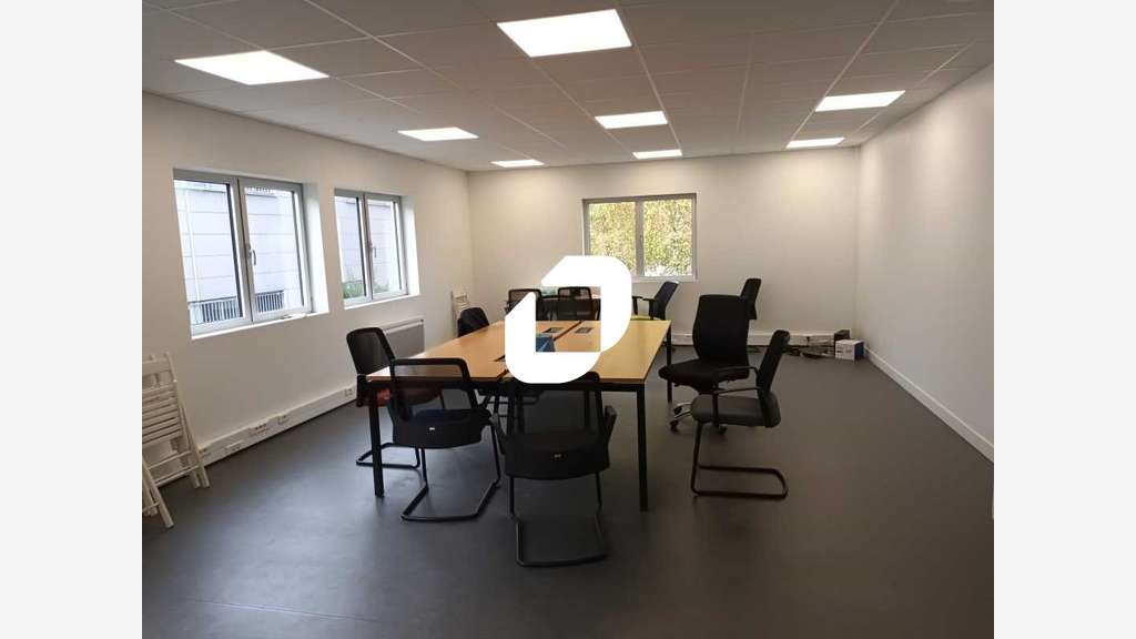 A louer Local d'activité 3888m² Villeneuve d'ascq