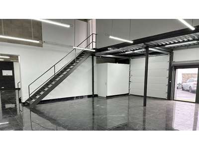 Location Locaux d'activités - Entrepôts à Villeneuve-la-Garenne