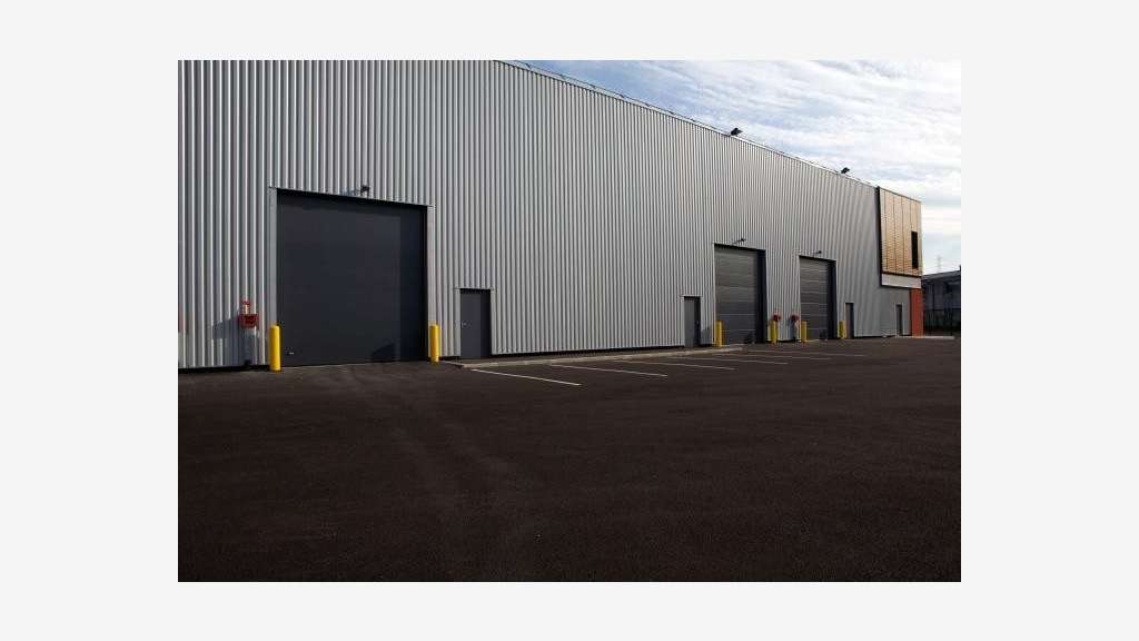 1236m² d'activité + bureaux, divisible dès 444m²