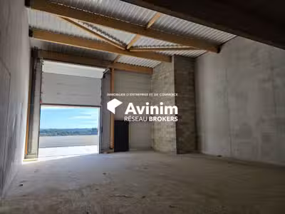 Loue local de 226,95m² à Villeneuve-lès-Maguelone
