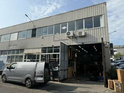 Location Locaux d'activités - Entrepôts à Villeneuve-Loubet