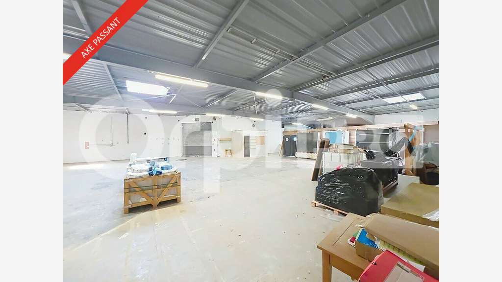 Loue local d'activité 370m² Villeneuve-St-Germain