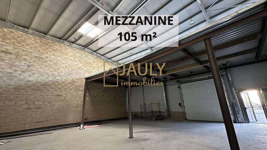 A louer entrepot 325m² à Villenoy accès N3 / A4