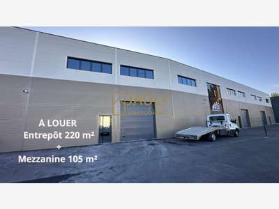 A louer entrepot 325m² à Villenoy accès N3 / A4