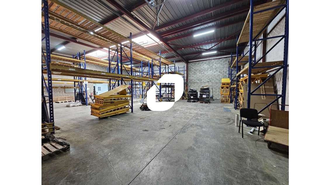 A louer Local d'activité 627m² Villepinte