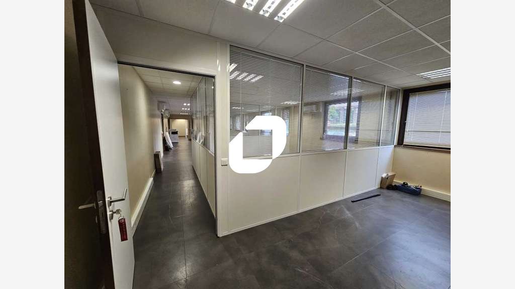 A louer Local d'activité 627m² Villepinte