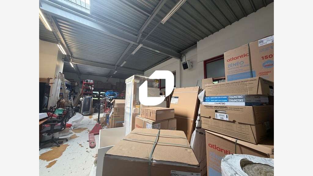A louer Local d'activité 365m² Villepinte