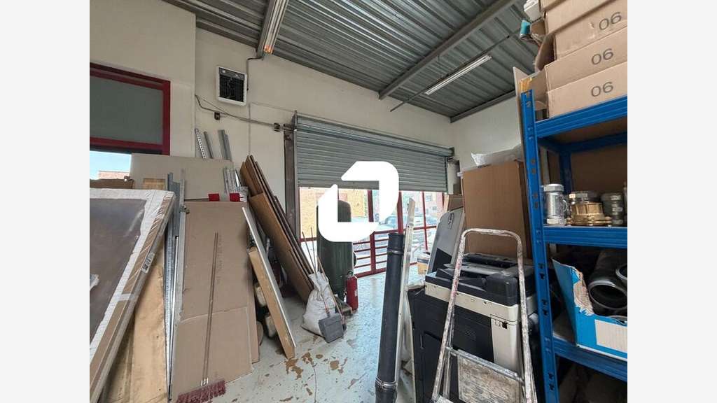 A louer Local d'activité 365m² Villepinte