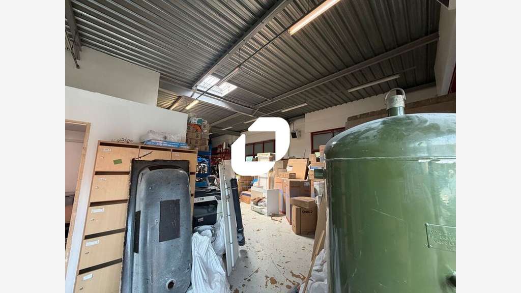 A louer Local d'activité 365m² Villepinte