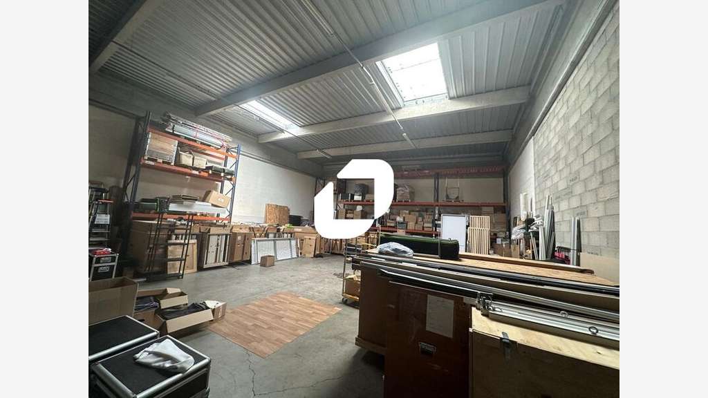 A louer Local d'activité 288m² Villepinte