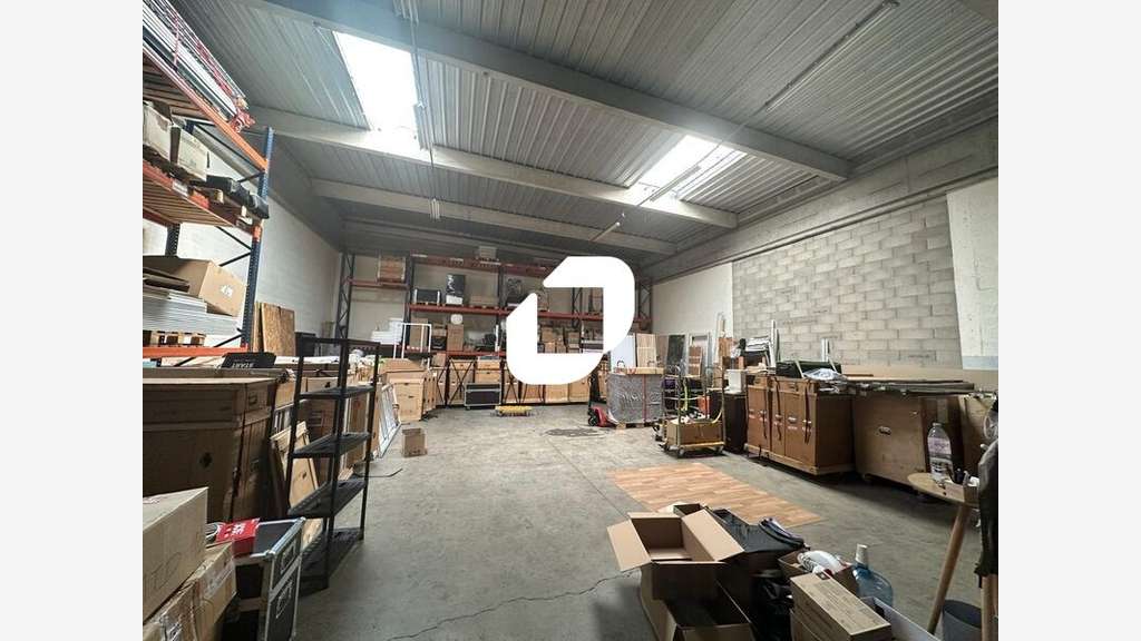 A louer Local d'activité 288m² Villepinte