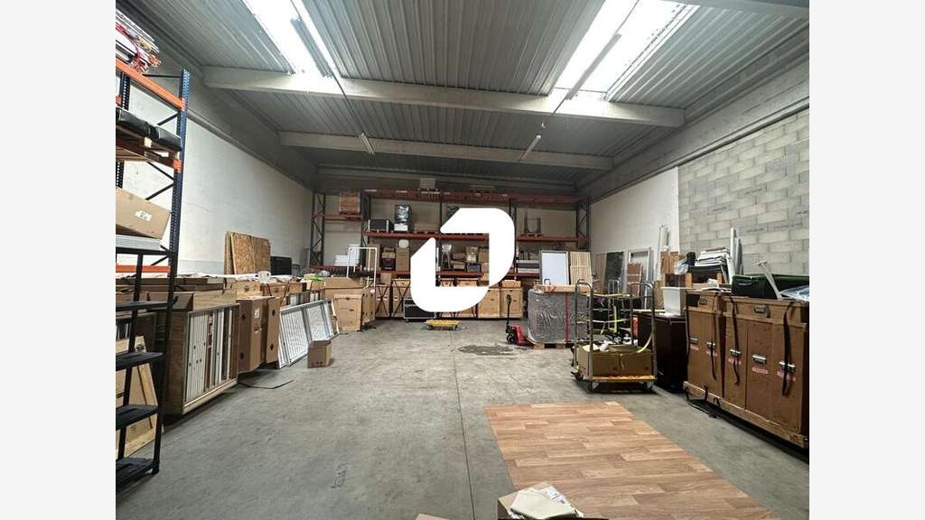 A louer Local d'activité 288m² Villepinte