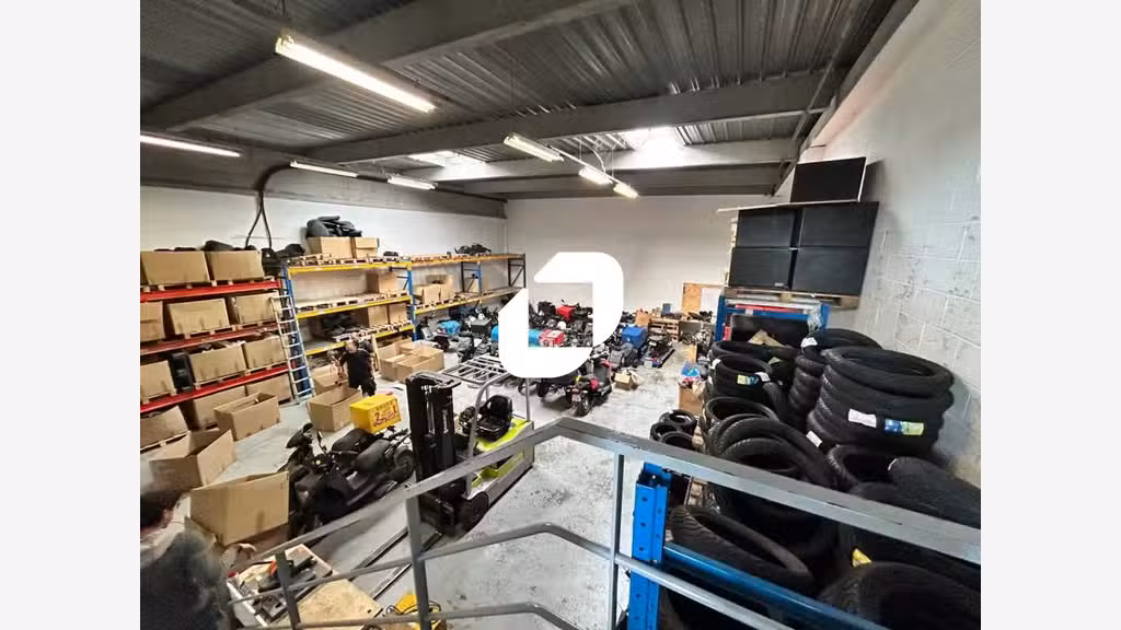 A louer Local d'activité 288m² Villepinte