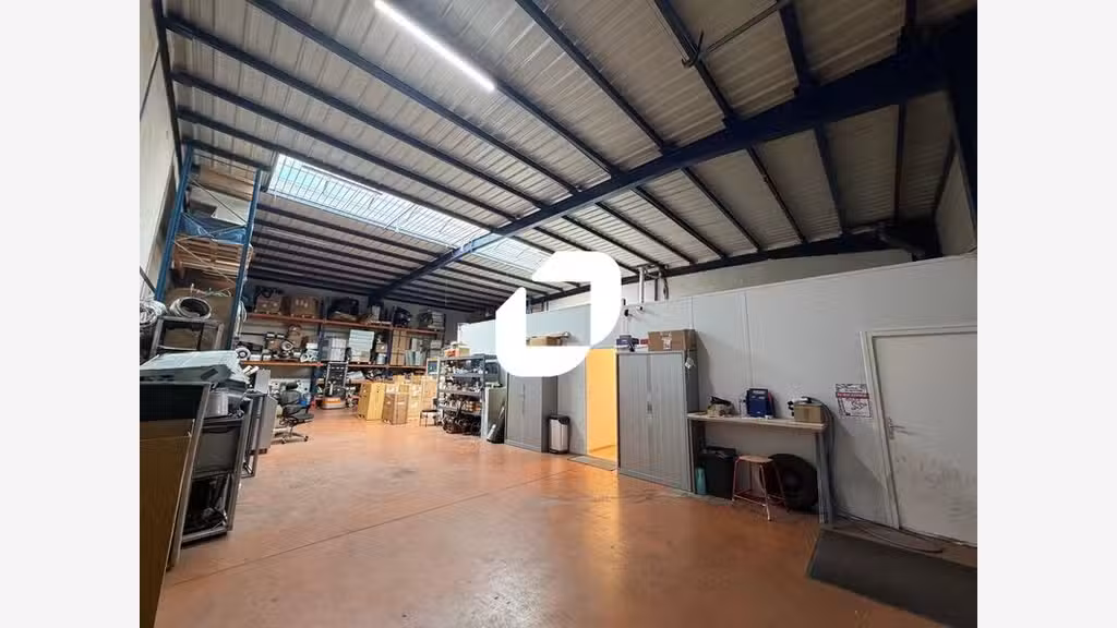 A louer Local d'activité 250m² Villepinte