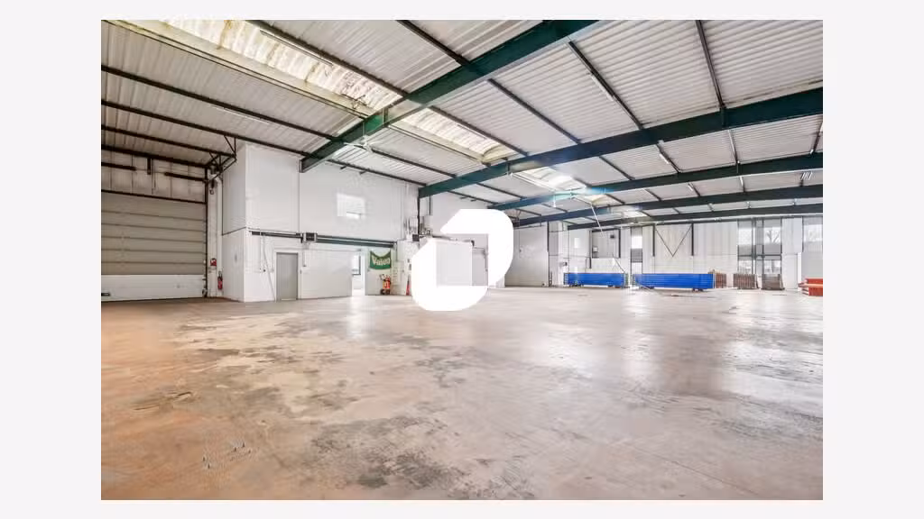 A louer Local d'activité 734m² Villepinte