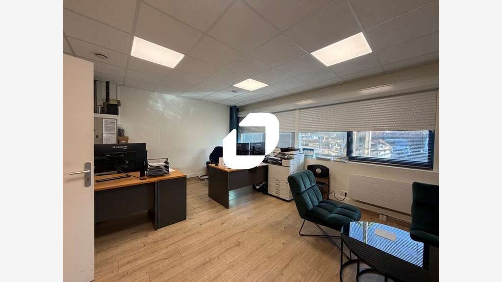 A louer Local d'activité 250m² Villepinte