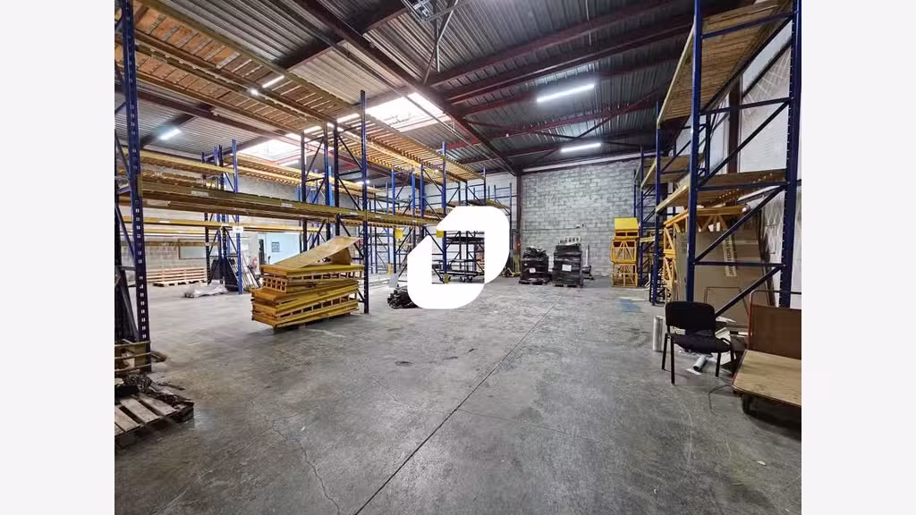 A louer Local d'activité 627m² Villepinte