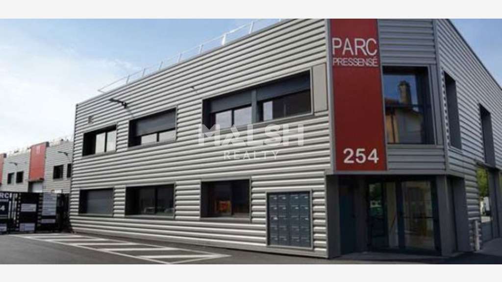 Locaux d'activités à louer 911m² à Villeurbanne