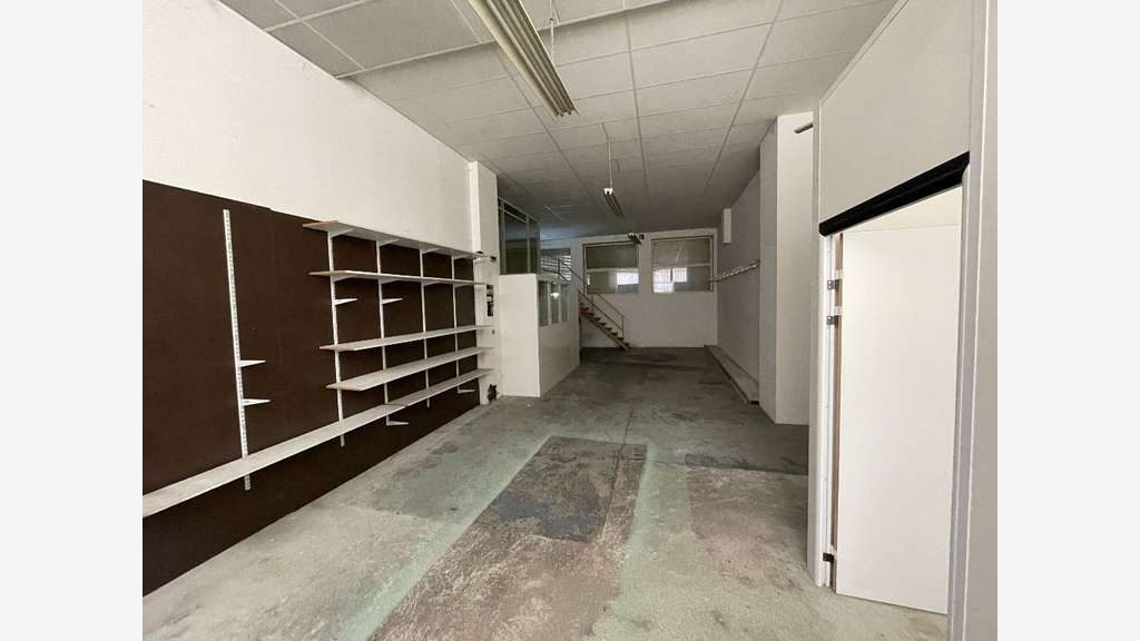 Locaux 186m² rue d'Alsace à Villeurbanne