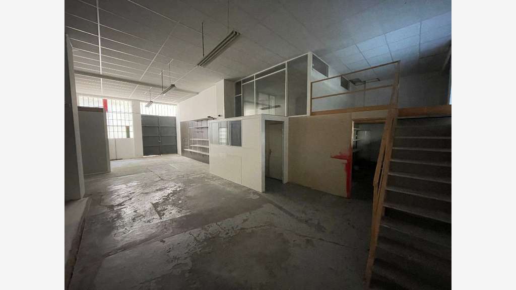 Locaux 186m² rue d'Alsace à Villeurbanne