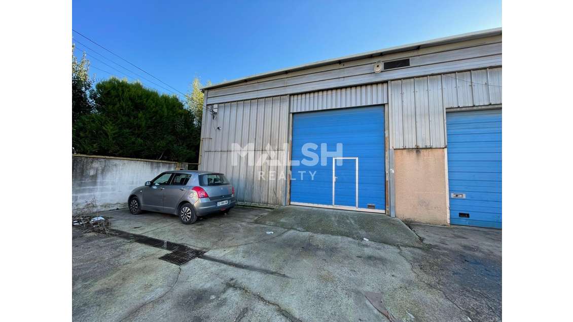 Local d'activités 255m² à louer à Villeurbanne