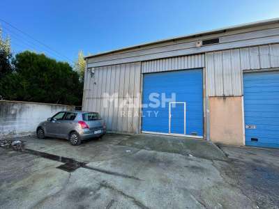 Local d'activités 255m² à louer à Villeurbanne