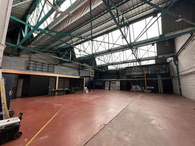 Location Locaux d'activités - Entrepôts à Villeurbanne