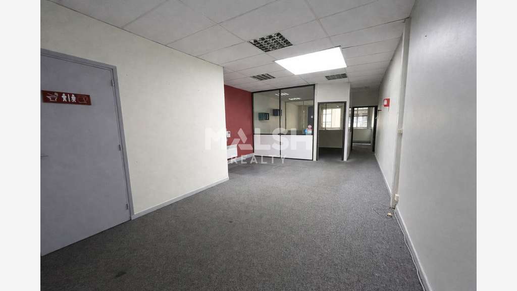 Local mixte activités et bureaux à Villeurbanne