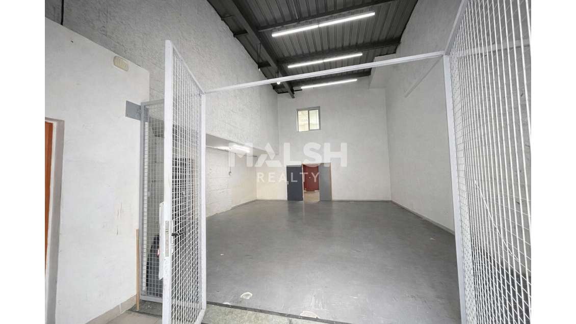 Local mixte activités et bureaux à Villeurbanne