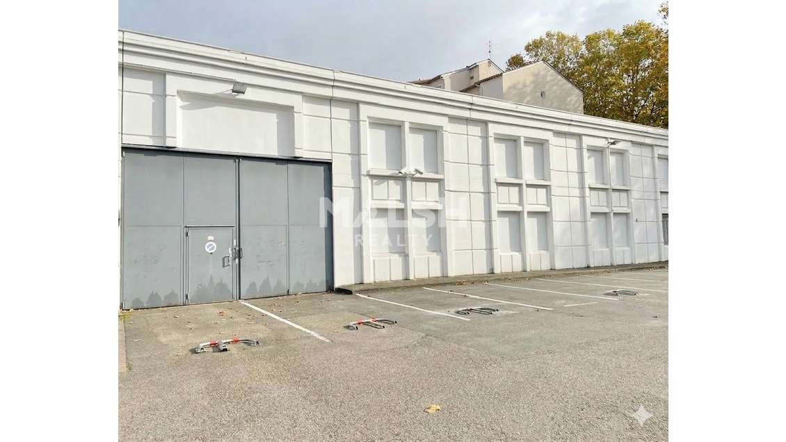 Local mixte activités et bureaux à Villeurbanne