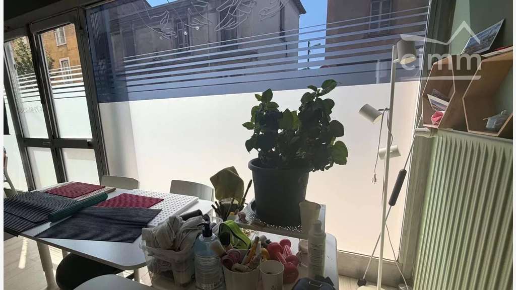 Loue local commercial bureaux de 47m² Villeurbanne
