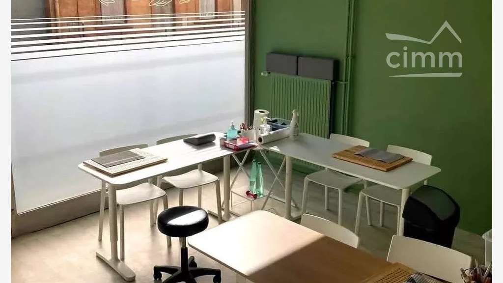 Loue local commercial bureaux de 47m² Villeurbanne