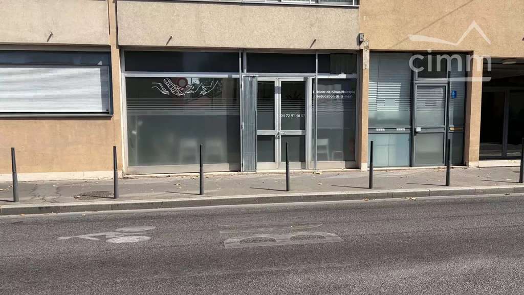 Loue local commercial bureaux de 47m² Villeurbanne