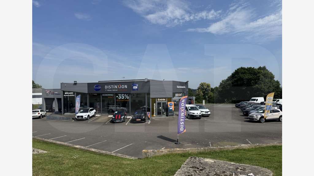 A louer local d'activités bureaux de 690m² à Vitré