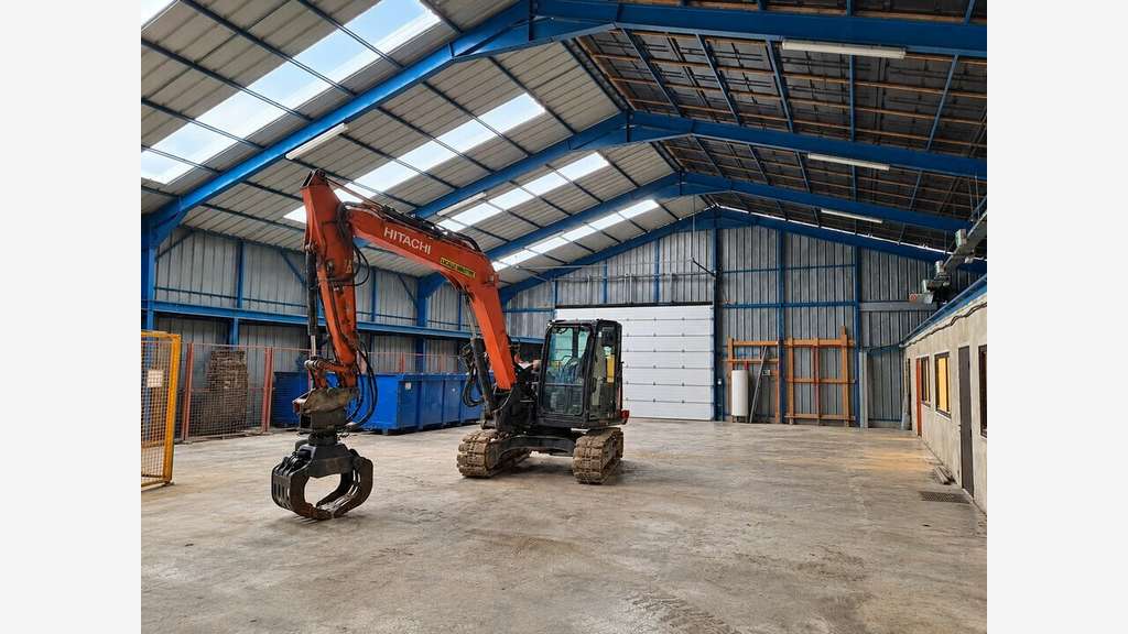 A louer cellule d'activité de 500m² en za à Vitré