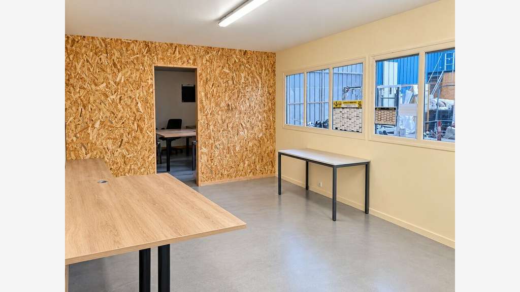 A louer cellule d'activité de 500m² en za à Vitré