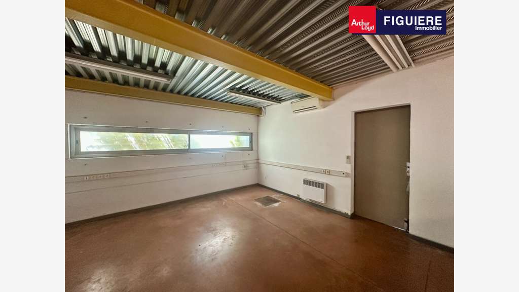 A louer local 626m² ZI de l'Anjoly à Vitrolles A7