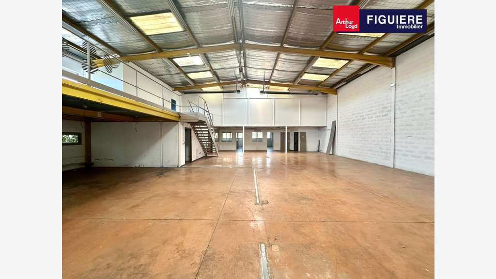 A louer local 626m² ZI de l'Anjoly à Vitrolles A7