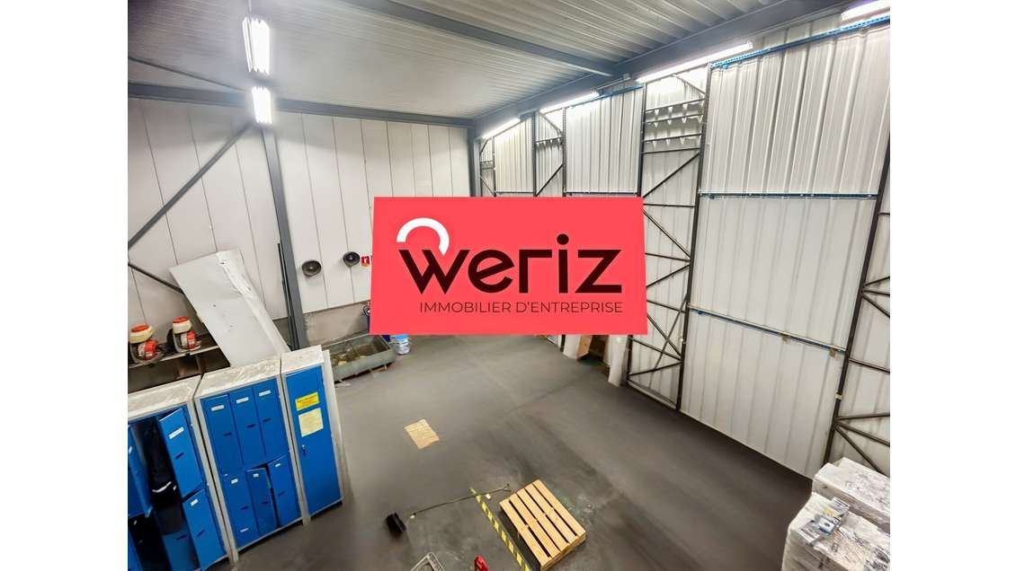 Location locaux d'activité 241m² à Vitrolles