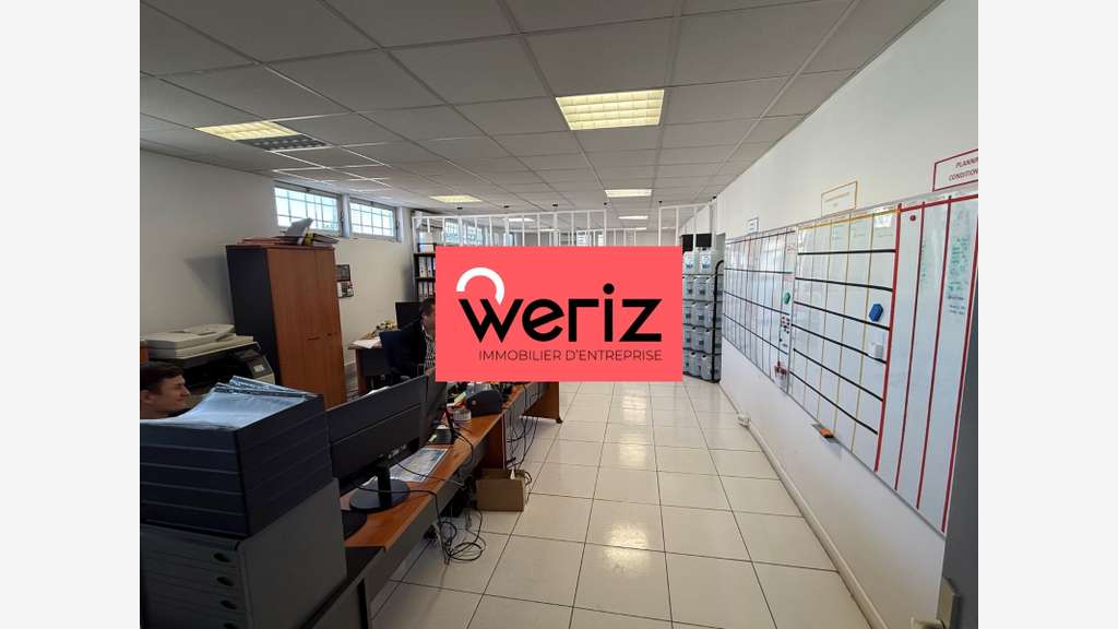 location local d'activité 1295m² zone de Vitrolles