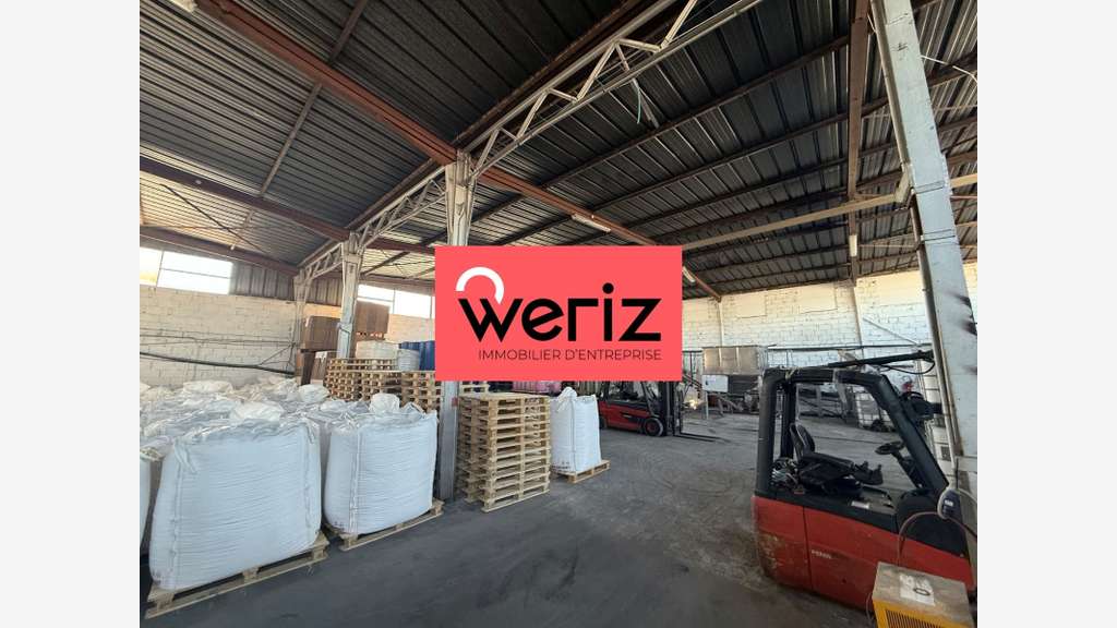 location local d'activité 1295m² zone de Vitrolles
